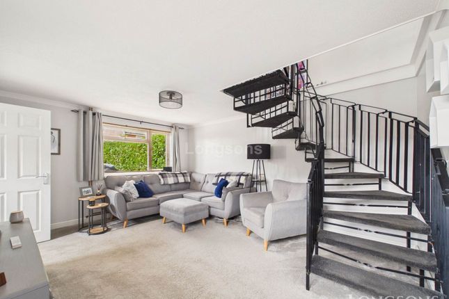 2, Wordsworth Drive, Dereham photo 2