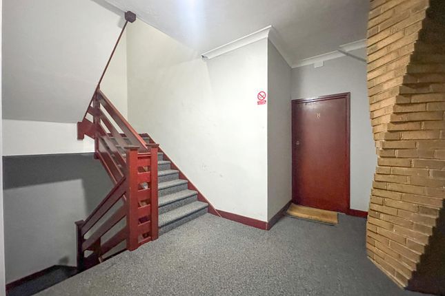 10F, Lancaster Gardens, Southend-On-Sea photo 4