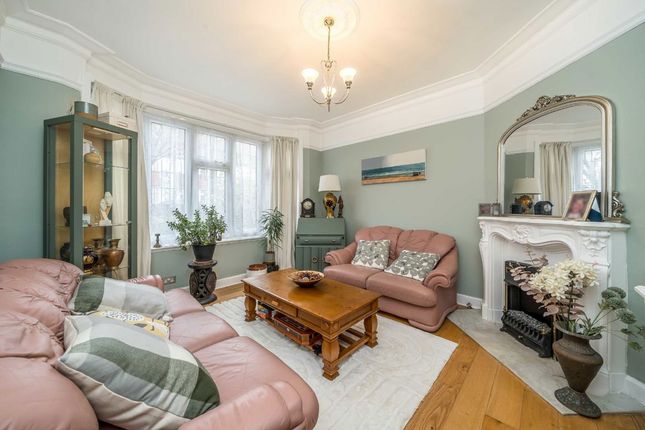 72, Semley Road, London photo 2
