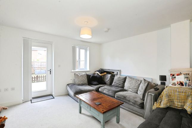 5, Thomas Aston Place, Cheshire photo 4