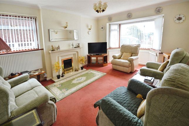 23, Woodfield Drive, Derbyshire photo 3