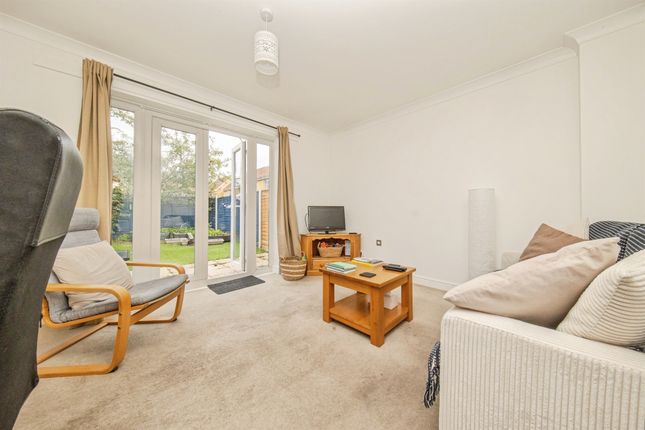 72, Grantham Avenue, Sudbury photo 4