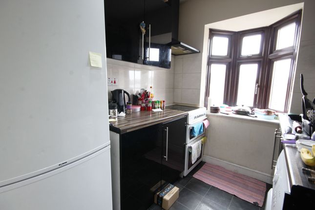 39 , Atherton Road, London photo 3