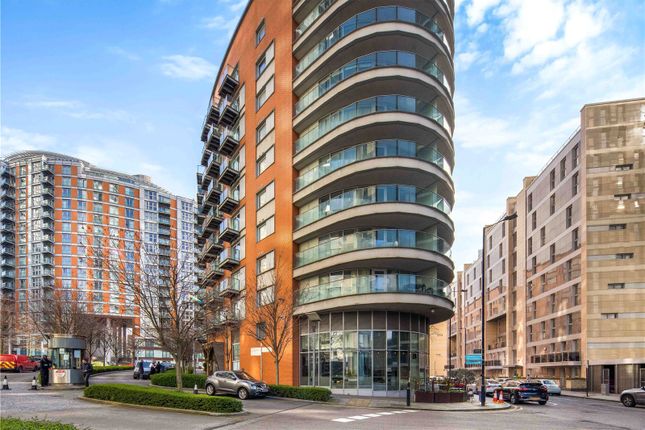 Flat to rent in Michigan Building, 2 Biscayne Avenue, London