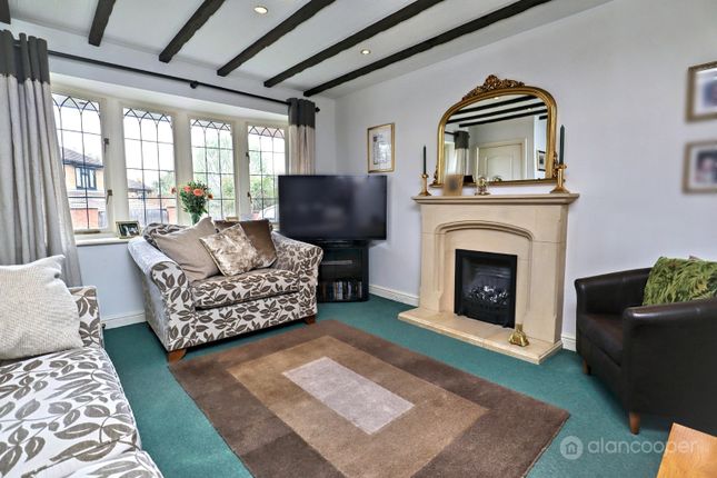 26 Morgan Close, Arley, Warwickshire photo 3