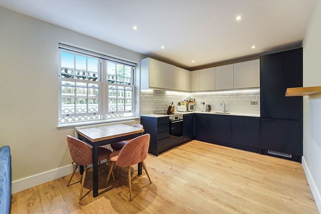 Flat 1, St. Catharines Court, Surbiton photo 4