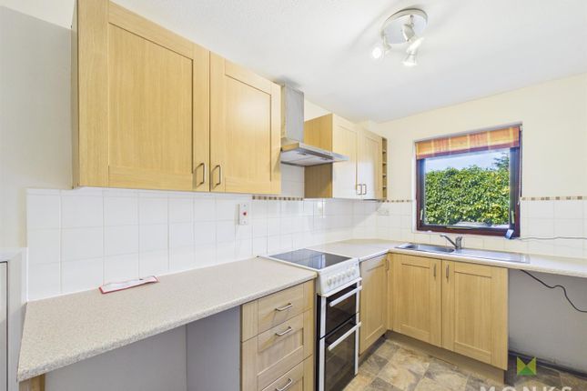 16, Castle Court, Wem photo 4
