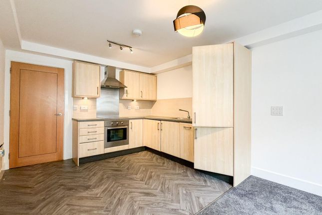 Flat 11, Centro, Charles Street, Bristol photo 5