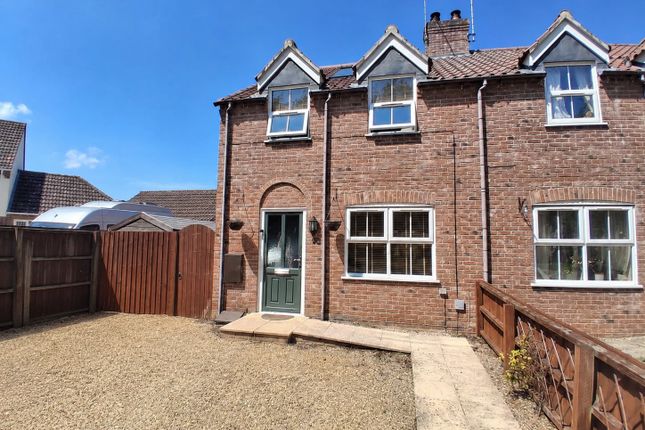 2-bed house on 6, Michaels Court, DEREHAM, £1,200/mo