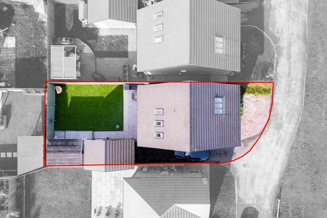 6, Quarry Close, Hooton photo 3