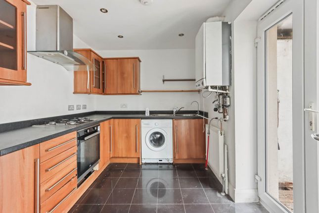 2, Woodland House, London photo 3