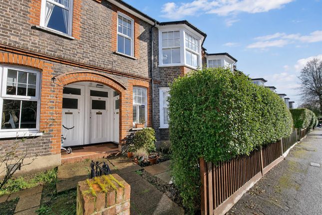 28, Panmuir Road, West Wimbledon photo 2