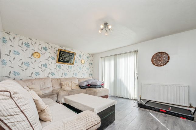 6, Belgravia Close, Birmingham photo 2