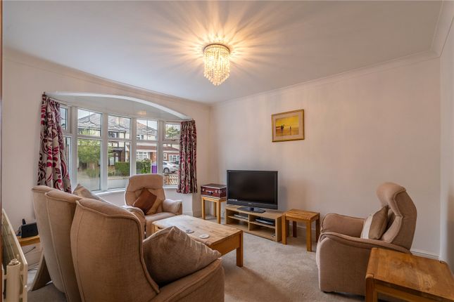 158, Windsor Avenue, Wolverhampton photo 3