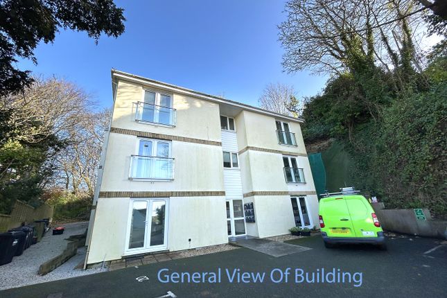 1-bed flat on 20 Flora Gardens, Penrose Road, Helston, £115,000