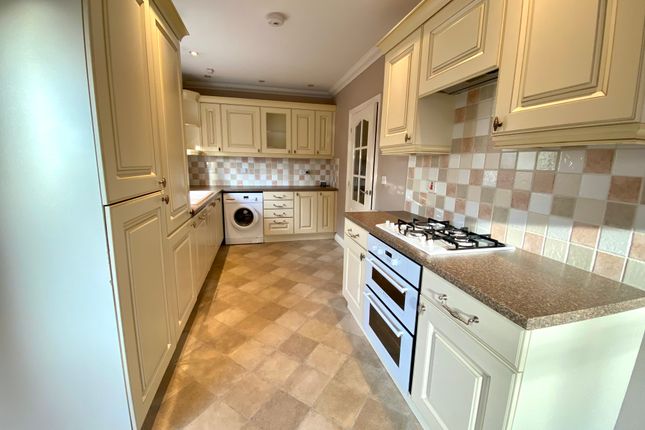 5, The Brecks, ATTLEBOROUGH photo 4