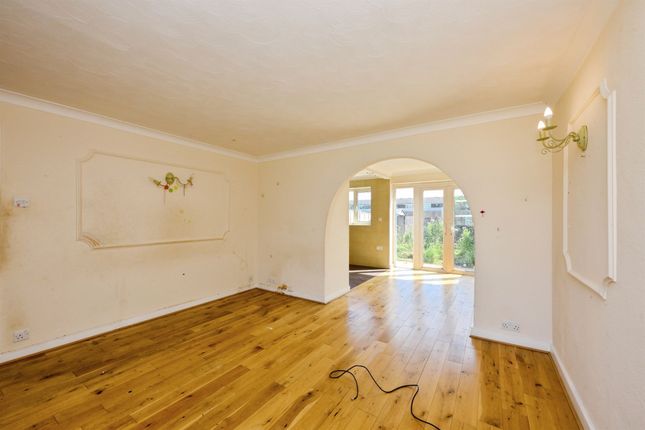 81, Macers Court, Broxbourne photo 2