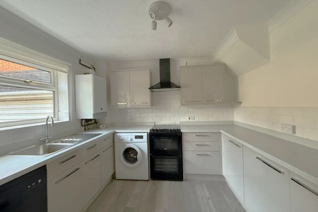 46 Barleycorn Drive, Rainham, Kent photo 2
