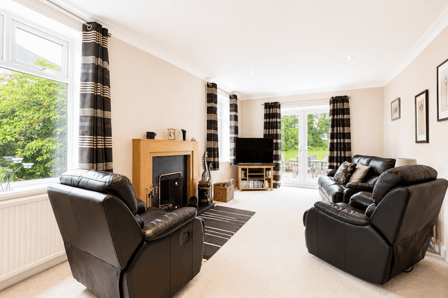 53 Ivy Lane, Macclesfield photo 4