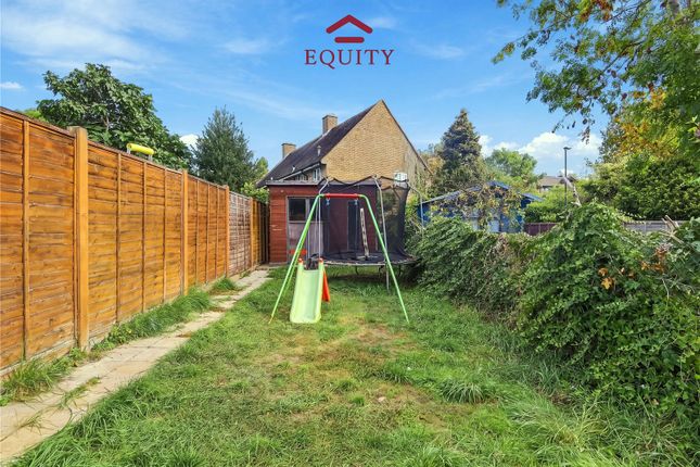 12, Camberley Avenue, Enfield photo 2