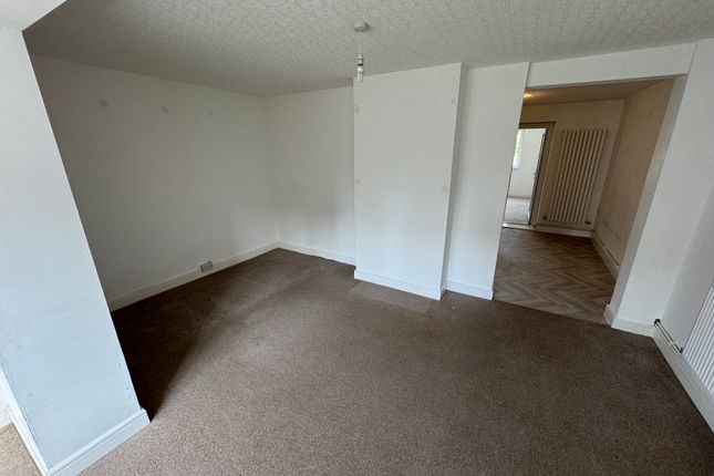 13, Ffordd-Y-Goedwig, Bridgend photo 5