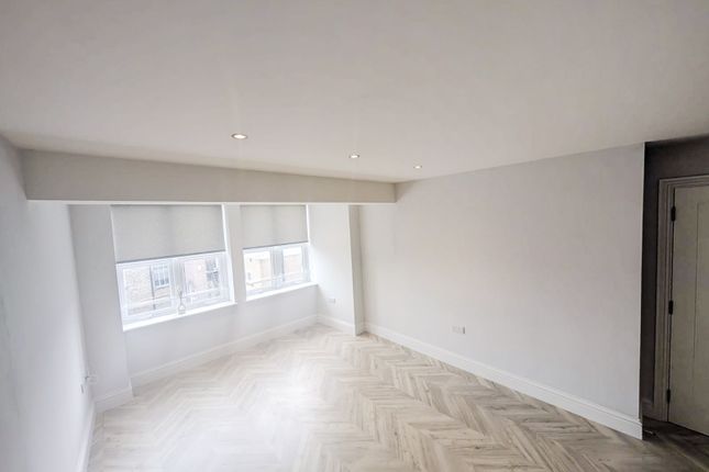 Apartment 12, Derby Chambers, 6 The Rock, Bury photo 3