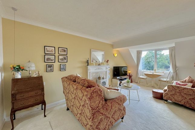 Flat 22,, Homerowan House, Thorpe Bay photo 3