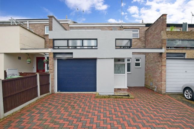 3 Bedroom Houses To Let In Basildon Primelocation