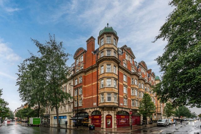 Weymouth Street, Fitzrovia photo 3