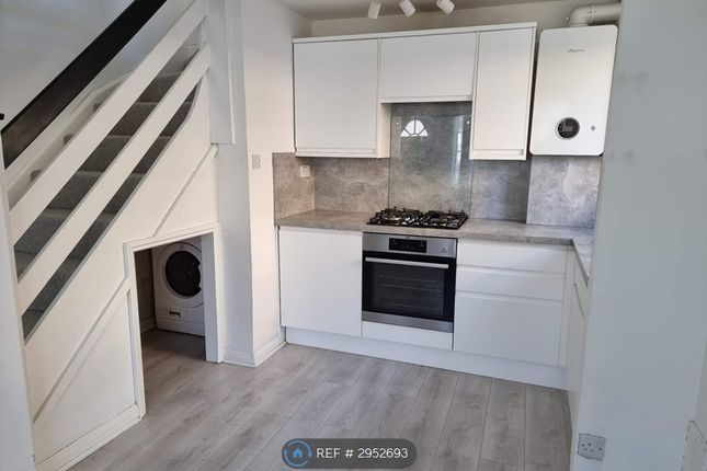 Langley Gardens, Bromley photo 3