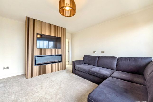 27, Greenlands Avenue, Whitehaven photo 2