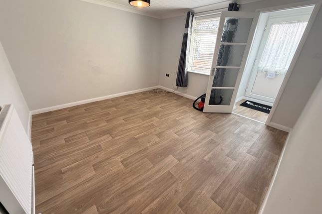 6, Common Road, Great Yarmouth photo 3