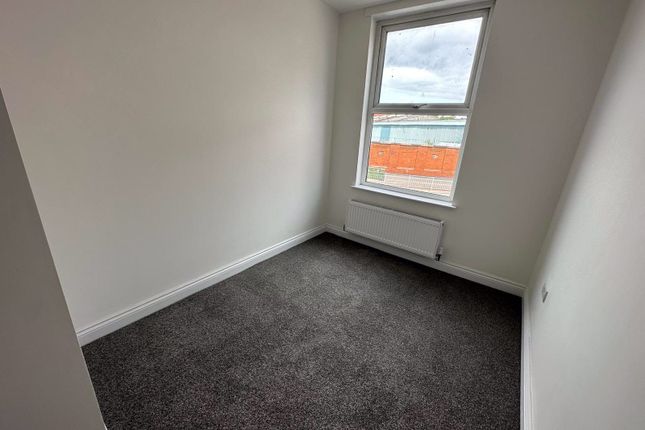 Studio to rent in Flat 2, 852 Manchester Road, Rochdale