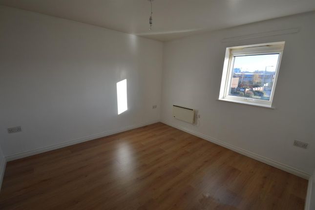 Flat 4, 2, Brickfield Close, Ipswich photo 5