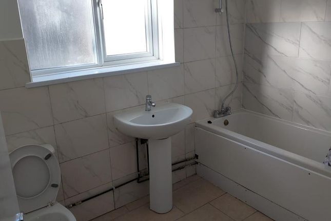 79, Station Road, London photo 2
