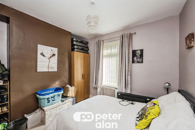 40, Victoria Street, NEATH photo 4