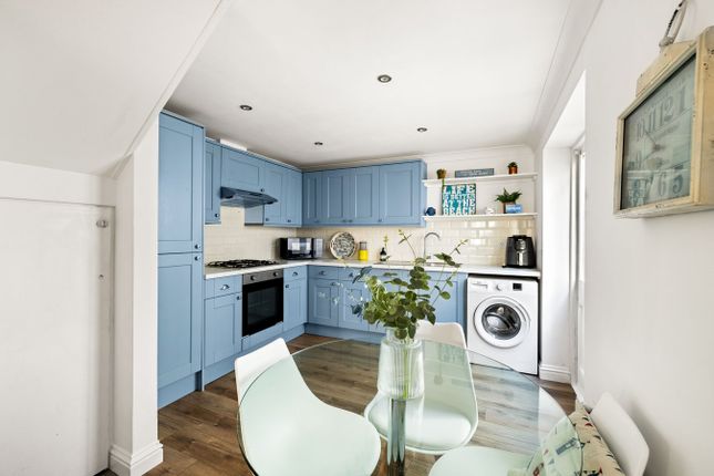 Regatta Cottage, Gough Road, Folkestone photo 3