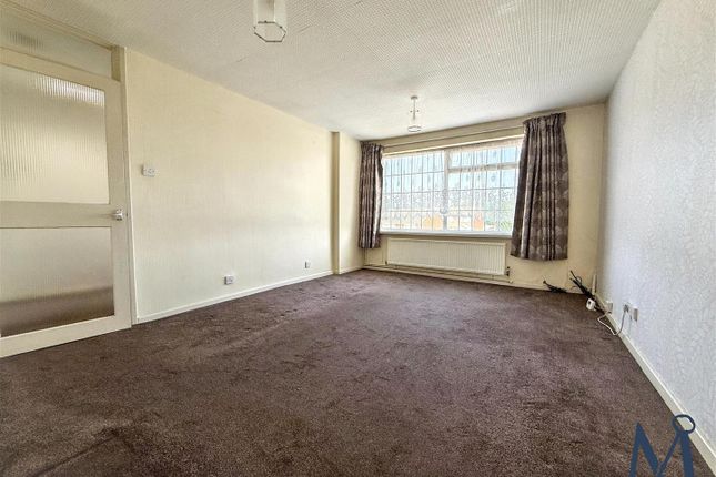 18, Deepdale, Ibstock photo 4