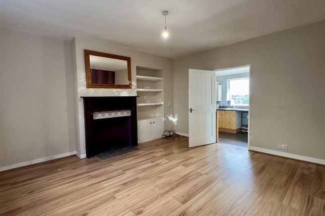 9, Wye Crescent, Chepstow photo 4