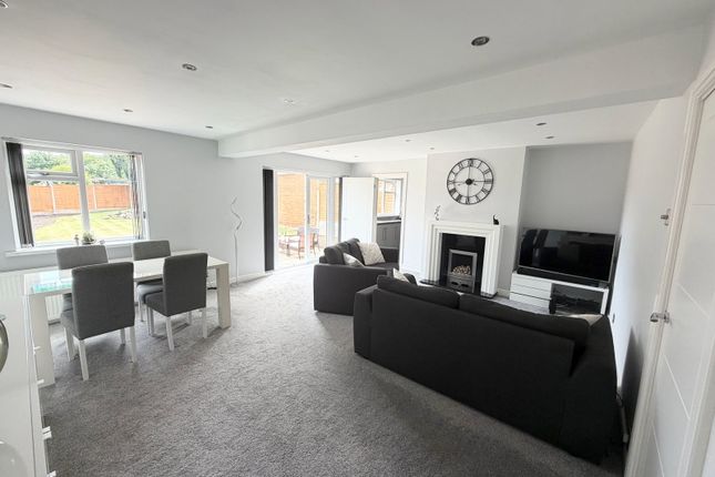 109, Lawnswood Road, Stourbridge photo 3