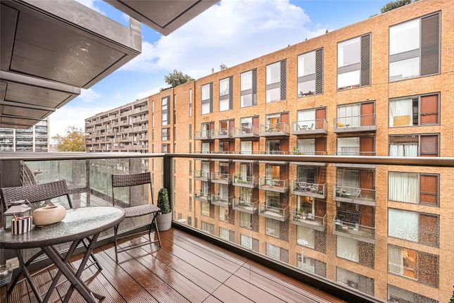 Apartment 32, Hirst Court, 20, Gatliff Road, London photo 4