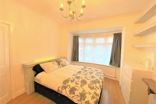 Thumbnail Room to rent in Bridge Road, Uxbridge, Middlesex