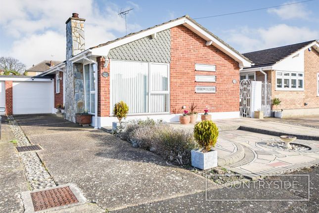 3-bed house on 3, Clifton Way, Benfleet, £415,000