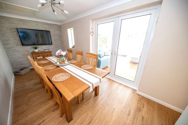 Topaz Grove, Waterlooville photo 4