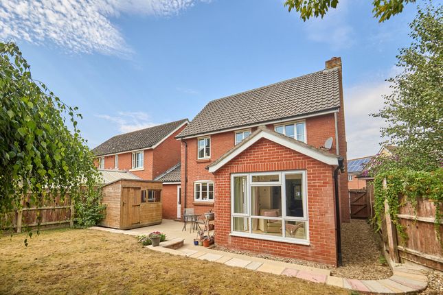 2, Churchfields Road, Long Stratton photo 4