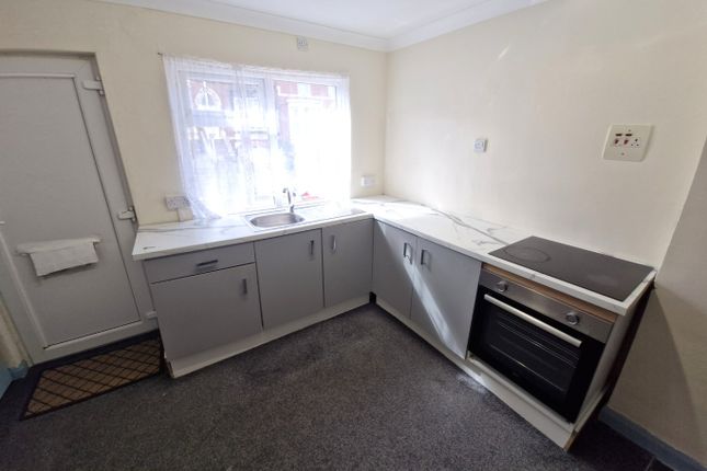 A, 72, Charnley Road, Blackpool photo 3