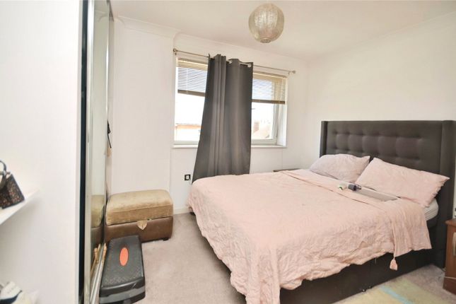 29, Wells Crescent, Chelmsford photo 5