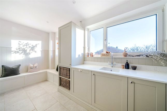 10, Lunar Close, Westerham photo 4