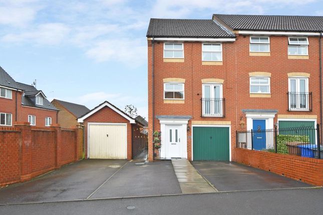 Thumbnail Town house for sale in Woodpecker Drive, Packmoor, Stoke-On-Trent
