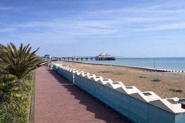 Flat 36, Devonshire Mansions, 54, Grand Parade, Eastbourne photo 4